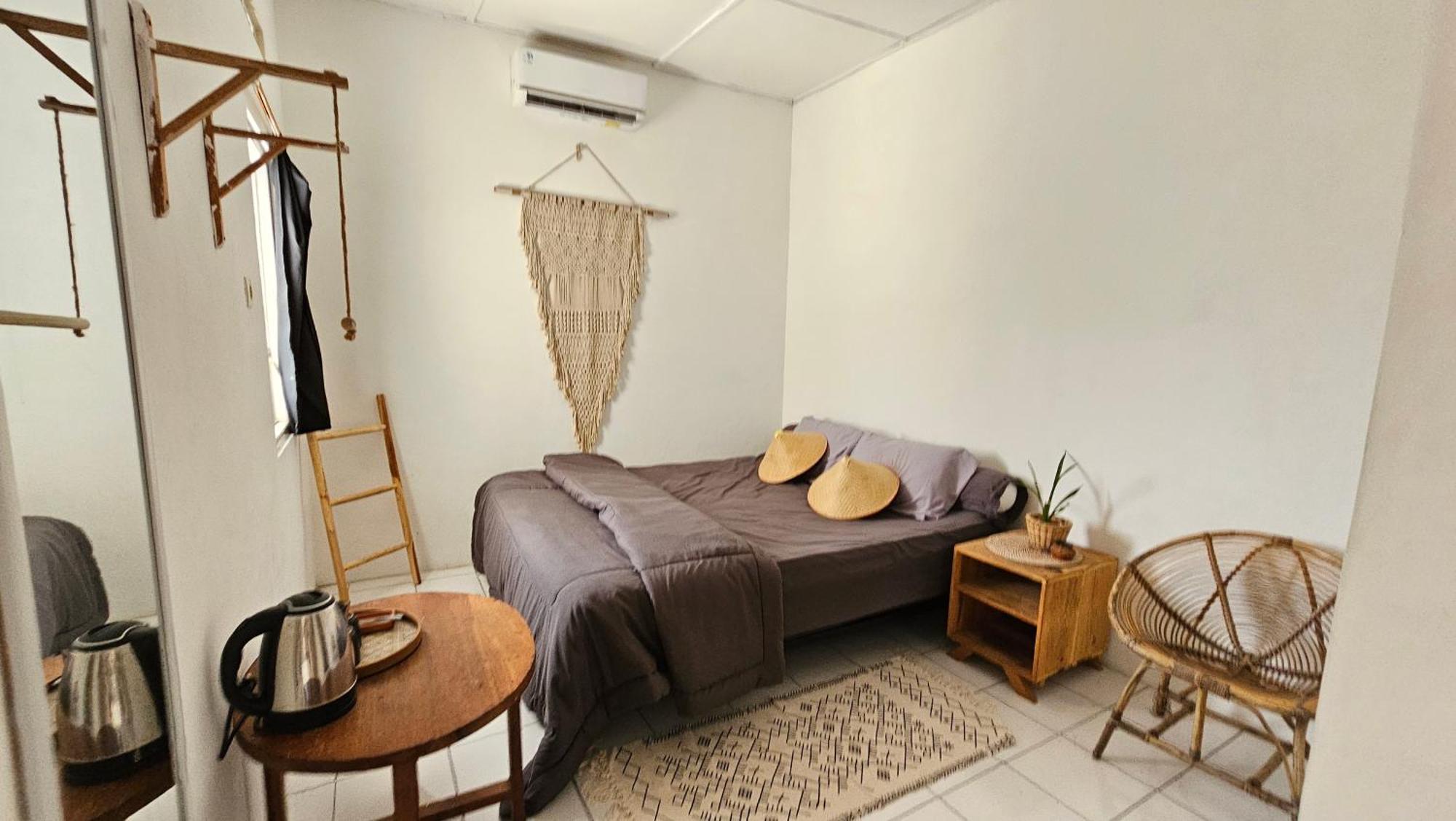 Oke Baik Hostel Yogyakarta Exterior foto